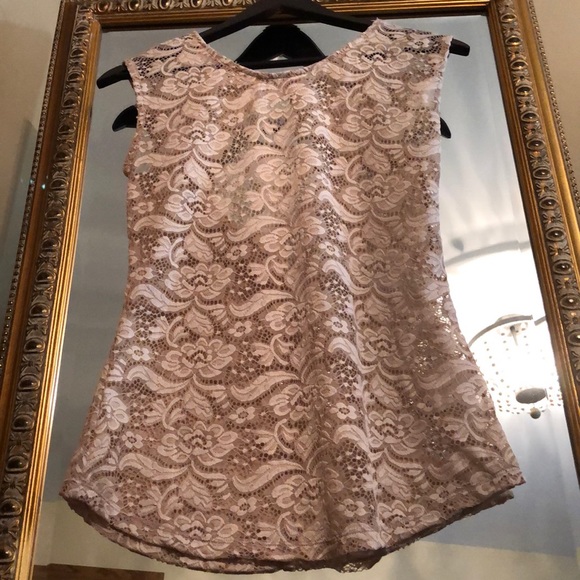 MAURICES NWOT BLUSH PINK LACE SLEEVELESS TOP - Picture 1 of 16